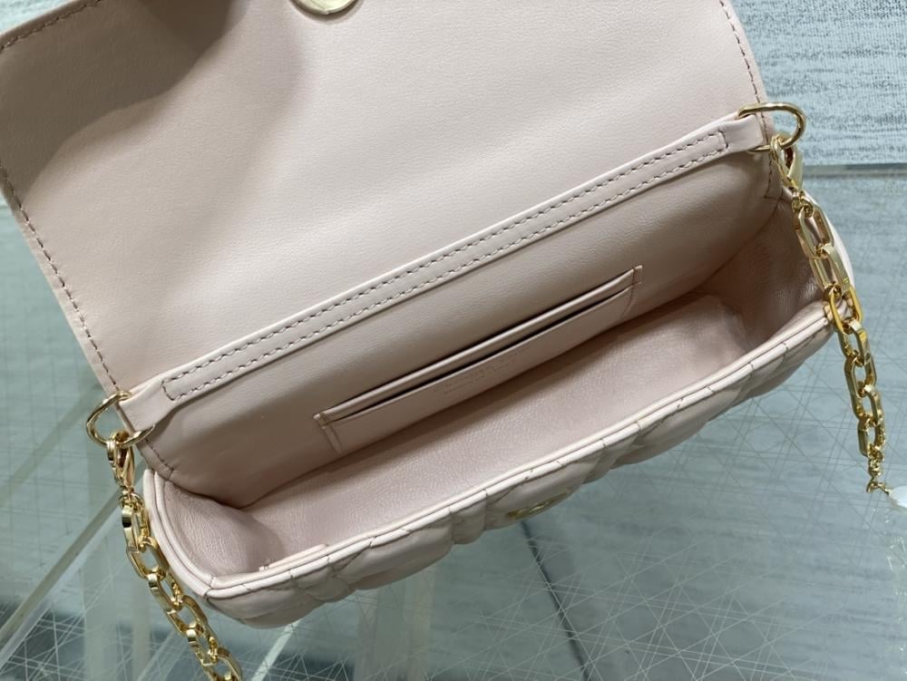 Classic Top Handle Bag Style 1529670759