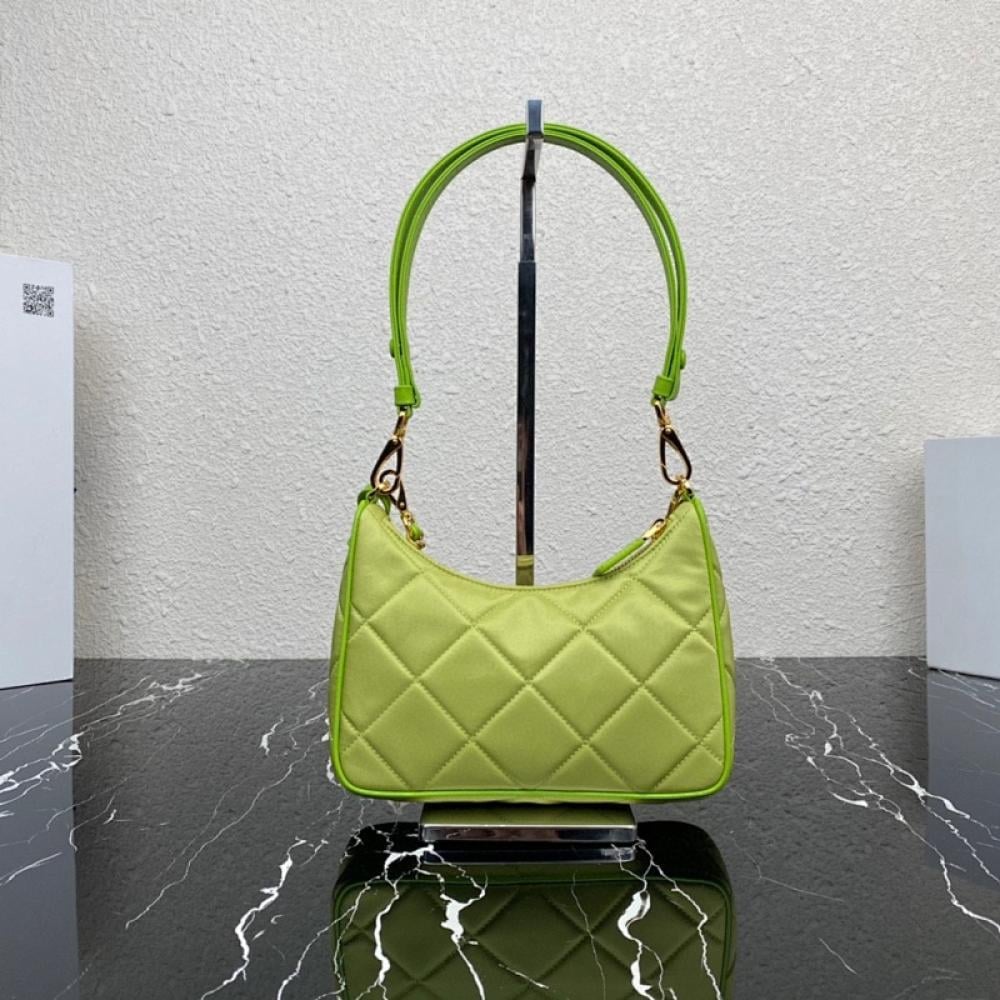 Hobo Bag Style 365948959