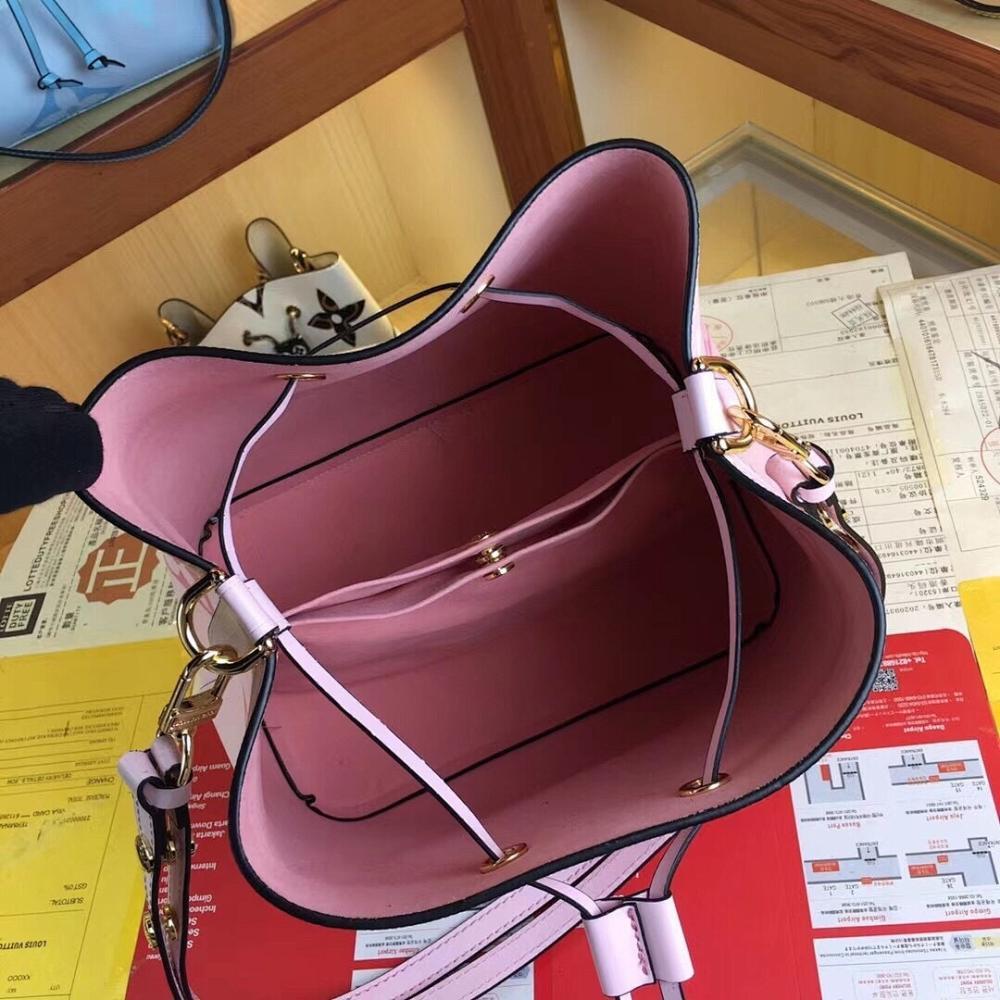 Modern Leather Shoulder Bag 20x20x13cm