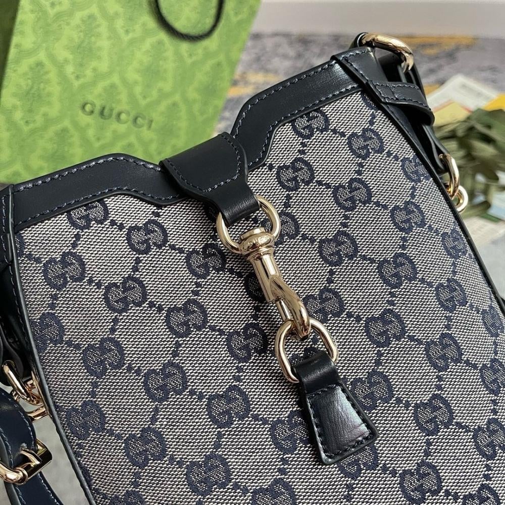 Luxury Top Handle Bag 16x19.5x5.5cm