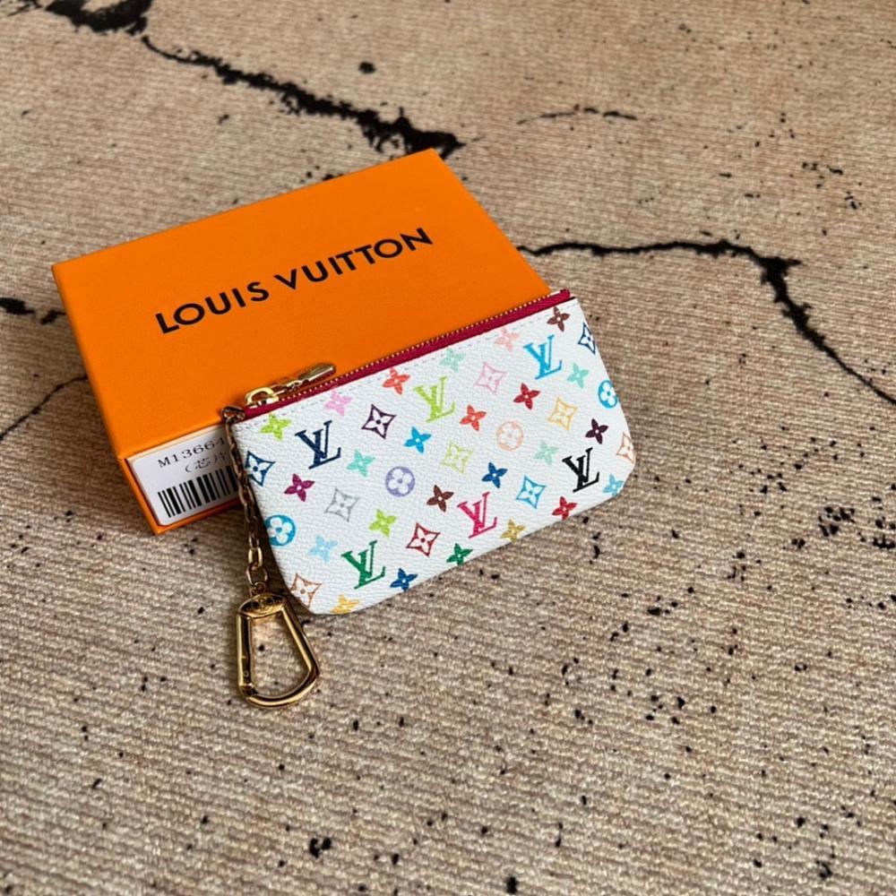 Italian-Inspired Stylish Wallet 12x7x1.5cm