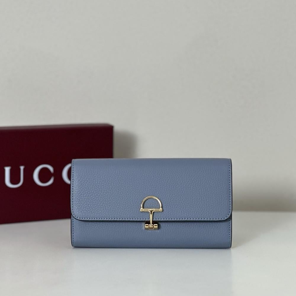 Wallet Style 1679831519