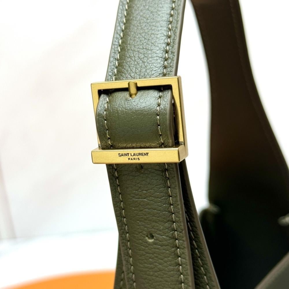 Classic Leather Shoulder Bag Style 1333338168