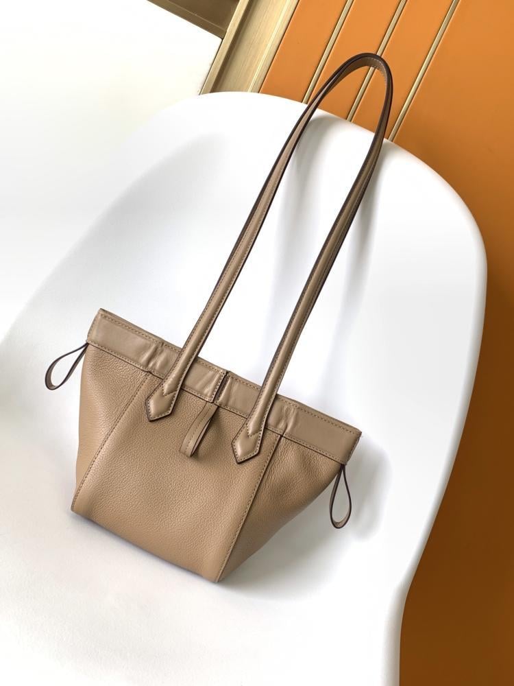 Classic Top Handle Bag Style 2043100860