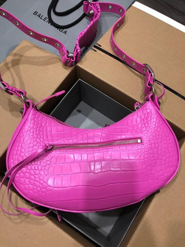Elegant Refined Woven Leather Shoulder Bag 33x16x8cm