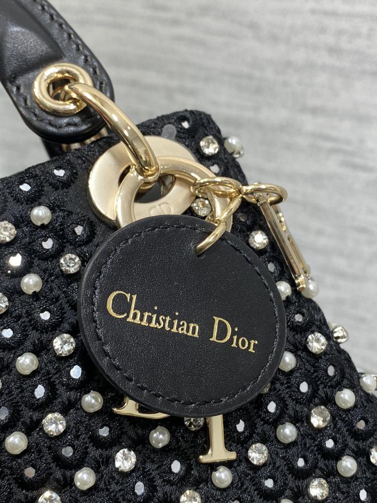 Embroidered Wallet Style 942655780