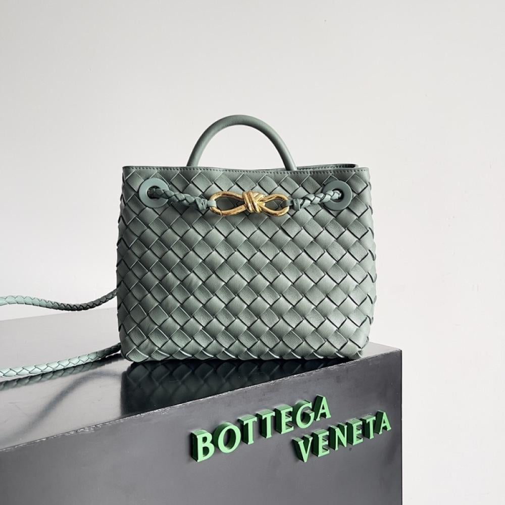 Classic Top Handle Bag Style 675469466
