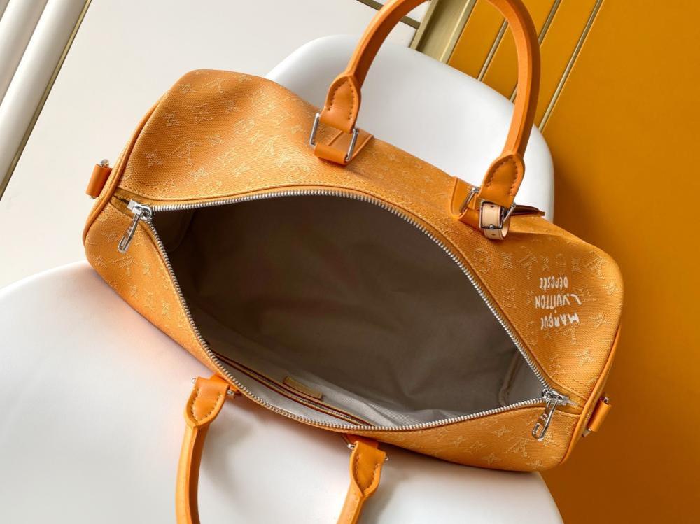 Alma Travel Bag Style 851554612