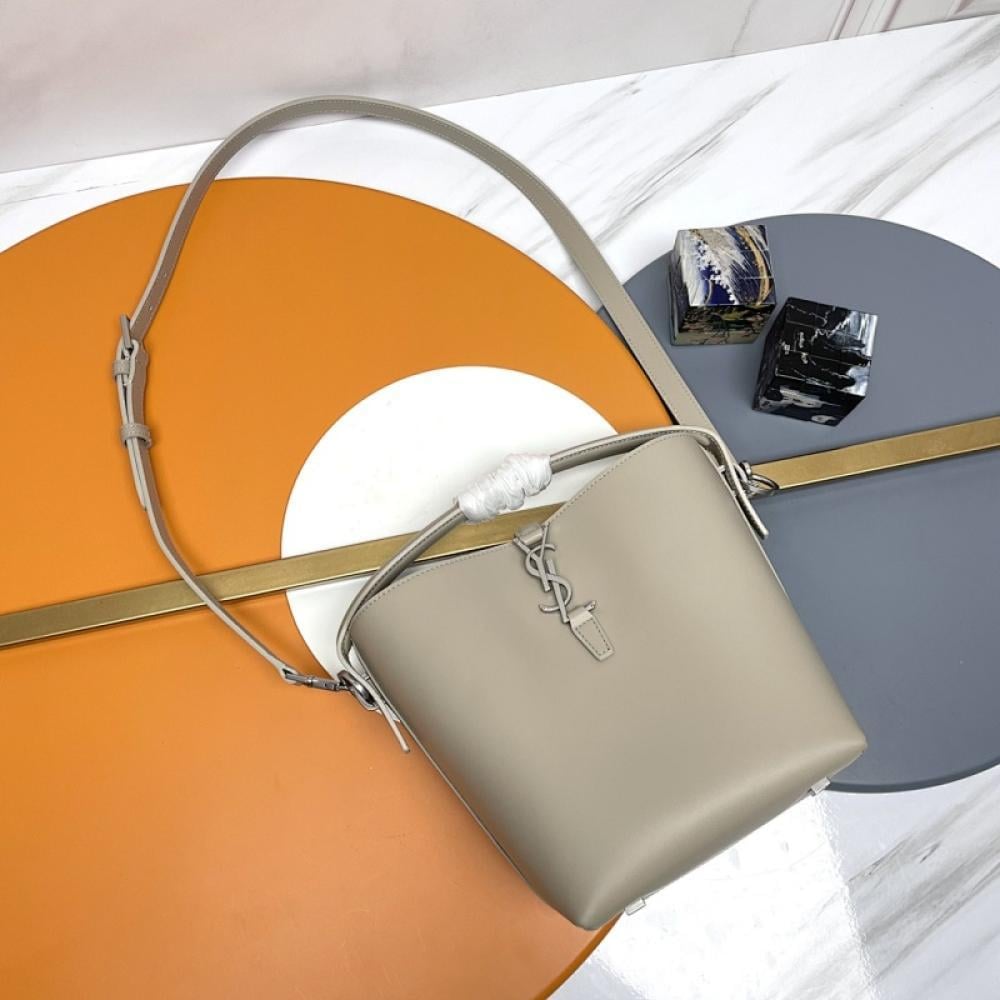 Calfskin Bucket Bag Style 1904436499