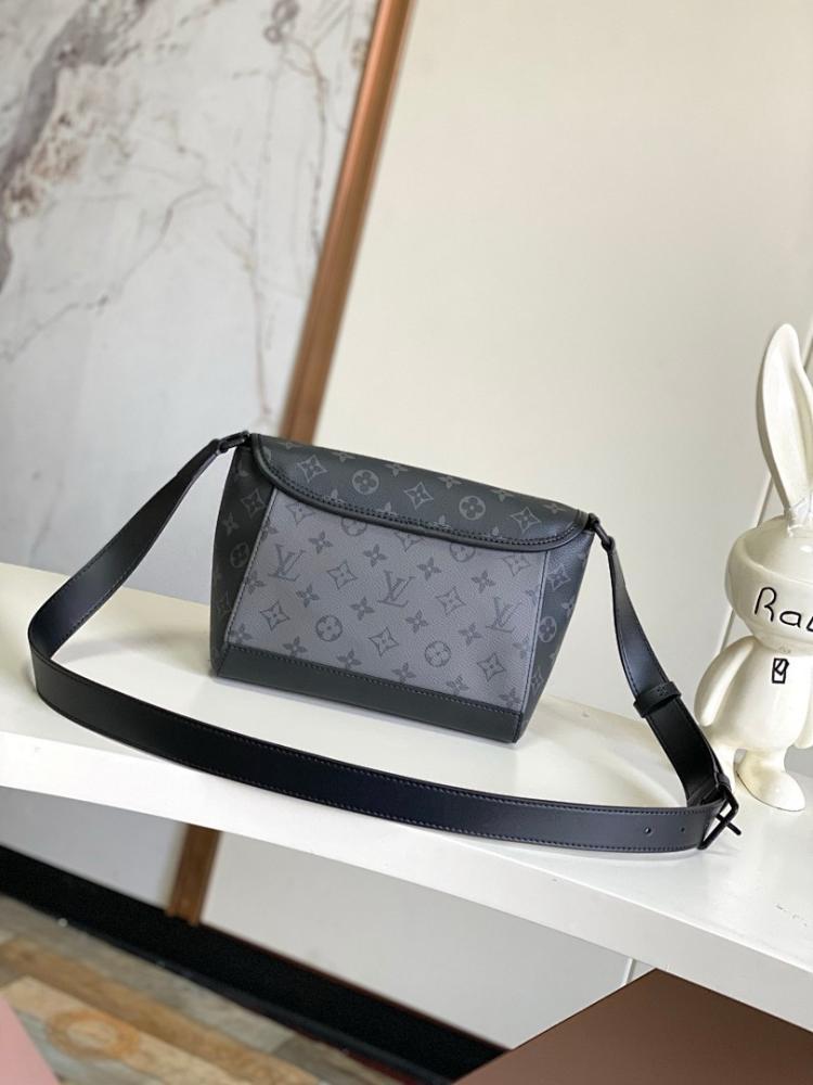 Modern Elegant Black Leather Shoulder Bag Black/Silver 26.6x17x11cm