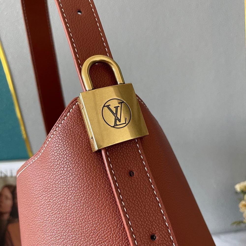 Classic Refined Monogram Leather Hobo Bag 31x35x18cm