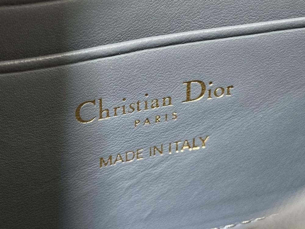 Wallet Style 1420944019