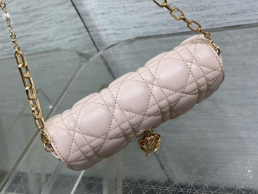 Classic Top Handle Bag Style 1529670759