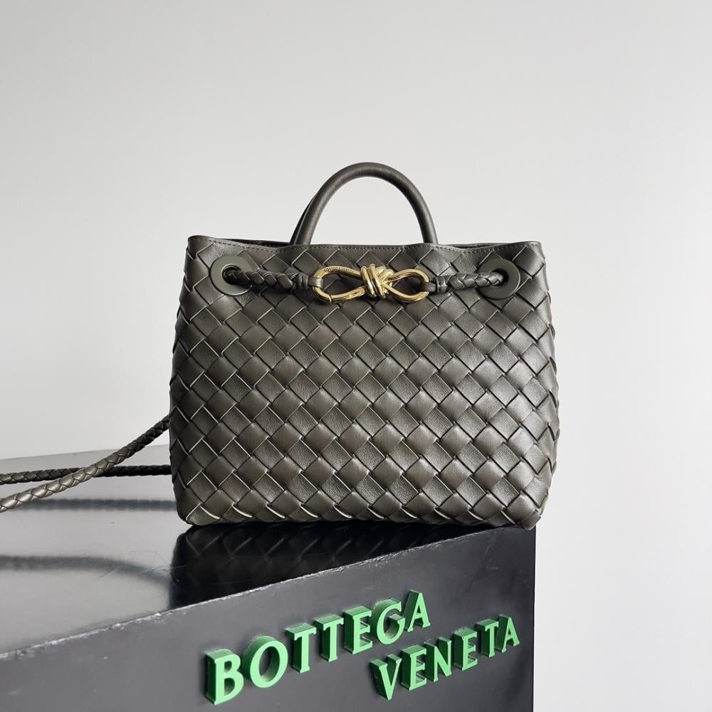 Classic Leather Top Handle Bag Style 211327640