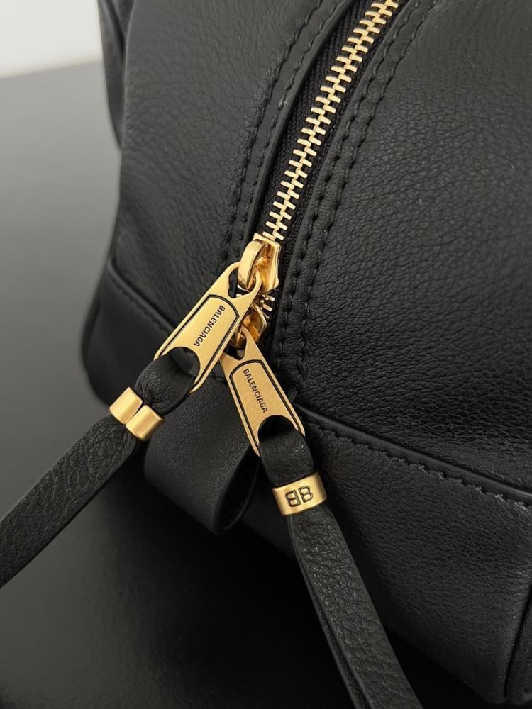 Luxury Stylish Shoulder Bag 31x12x12cm