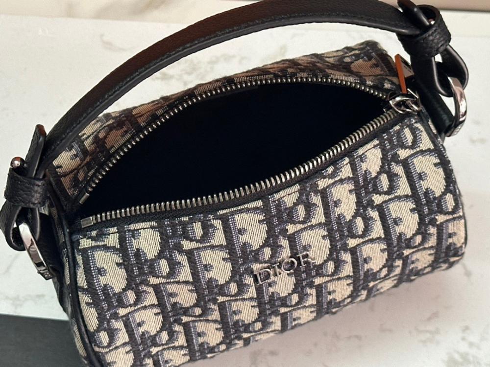 Italian-Inspired Luxury Black Leather Shoulder Bag Black/Beige