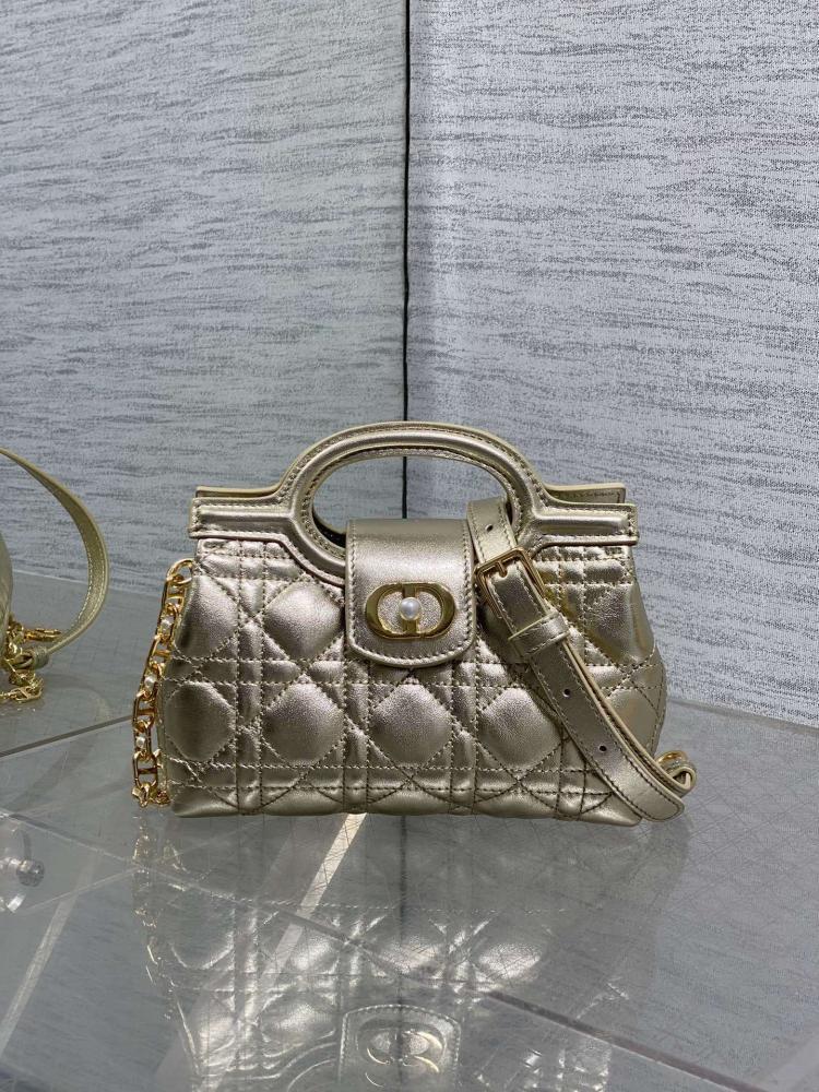 Top Handle Bag Style 607670538