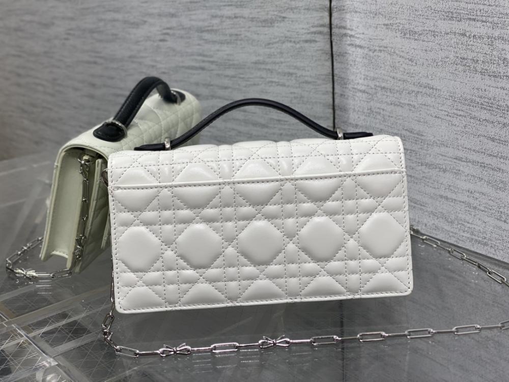 Wallet Style 787896039