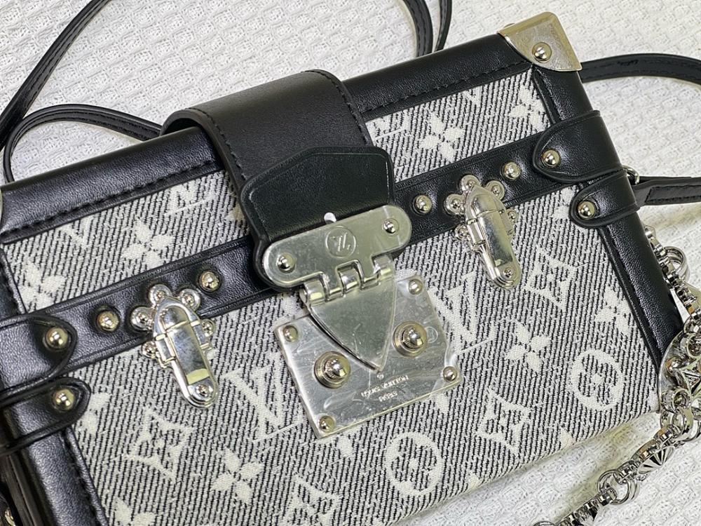 Modern Italian-Inspired Canvas Shoulder Bag 20x12.5x5cm