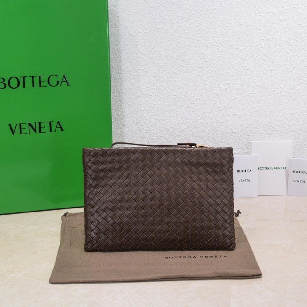 Stylish Brown Woven Leather Shoulder Bag