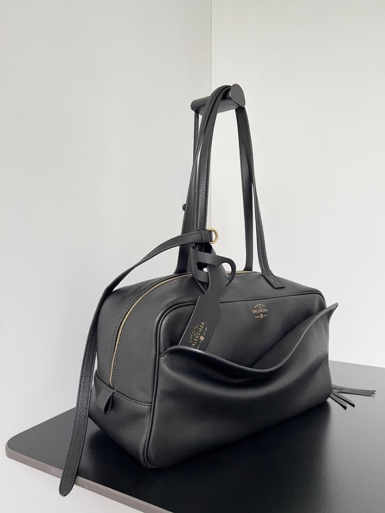Modern Refined Crossbody Bag 36x18.5x16.5cm