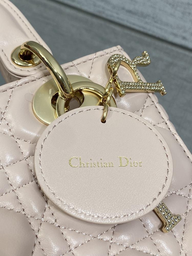 Top Handle Bag Style 155700582