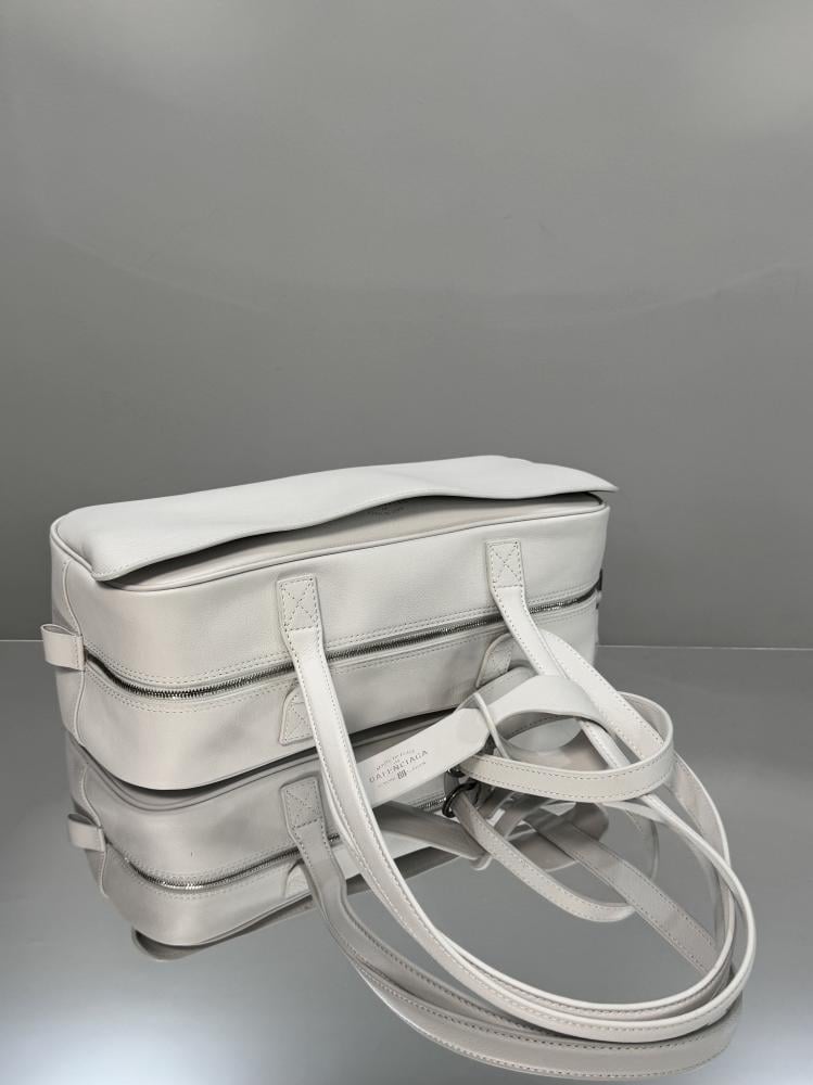 Elegant Top Handle Bag Style 46283611