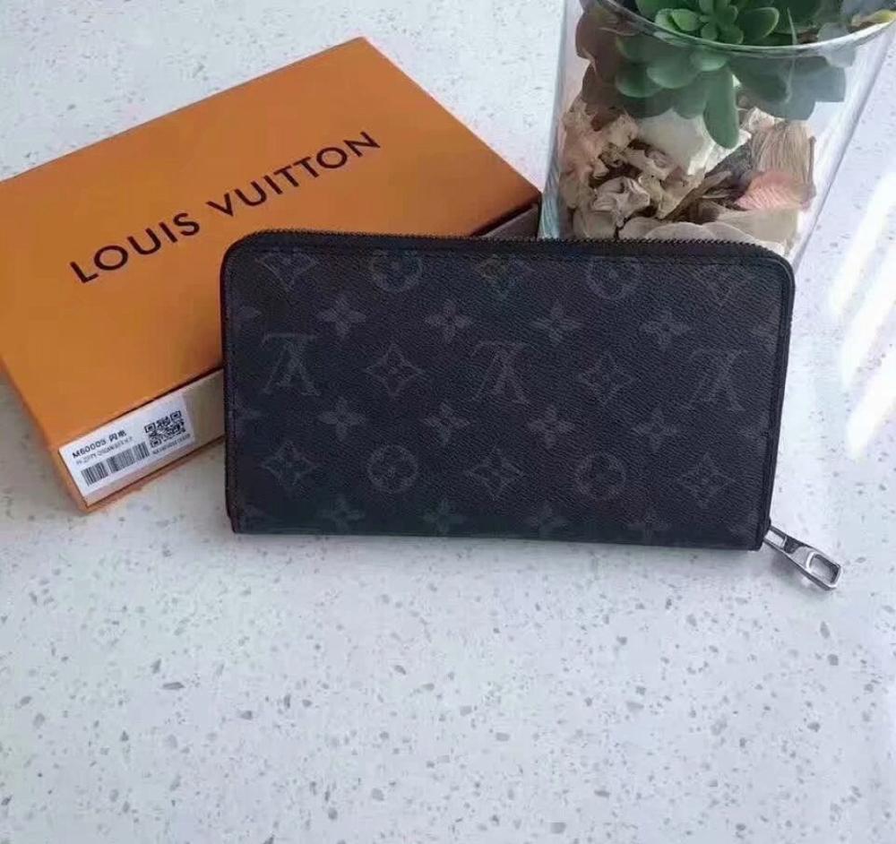 Stylish Calfskin Wallet