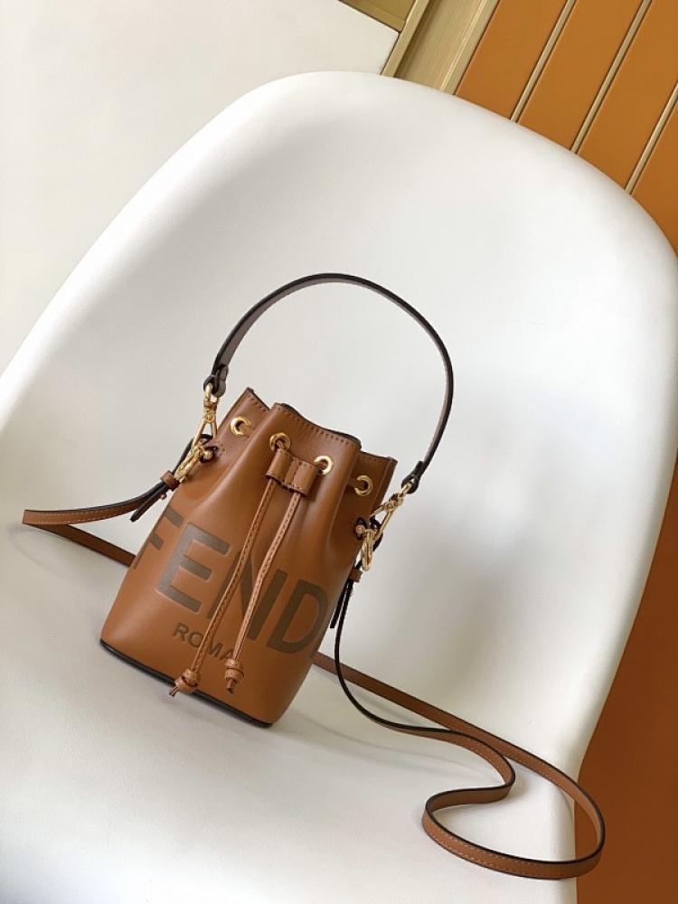 Bucket Bag Style 352245796