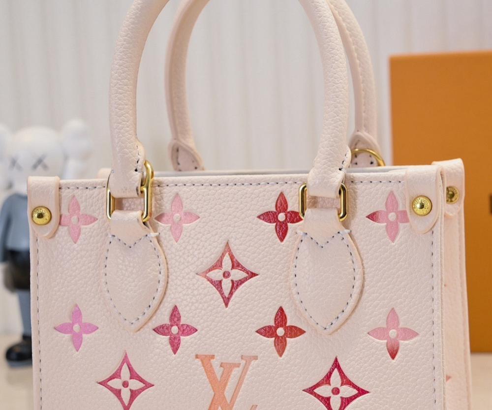 Alma Printed Leather Shoulder Bag 18x15x8.5cm