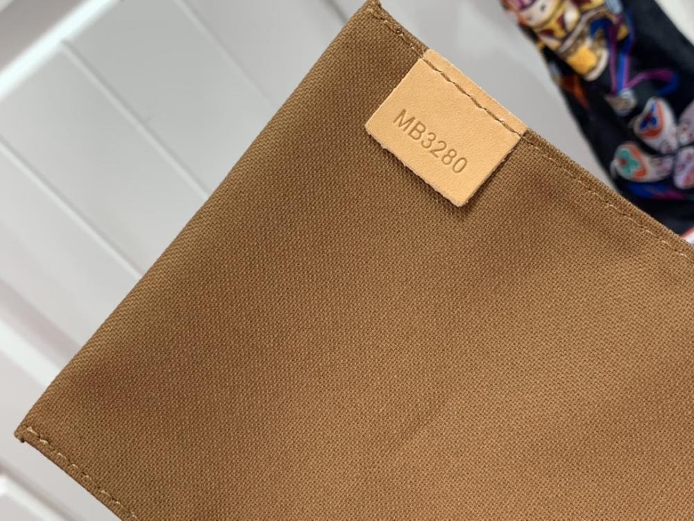Classic Top Handle Bag Style 747008408