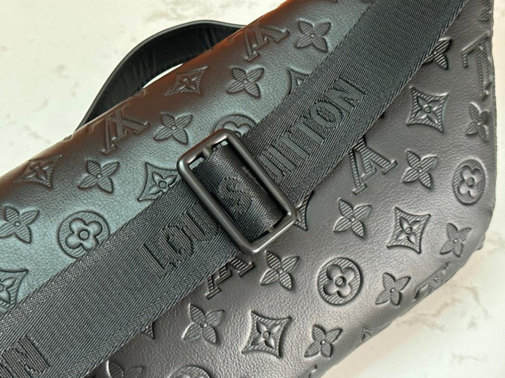 Modern Elegant Monogram Leather Shoulder Bag 30x15x8cm