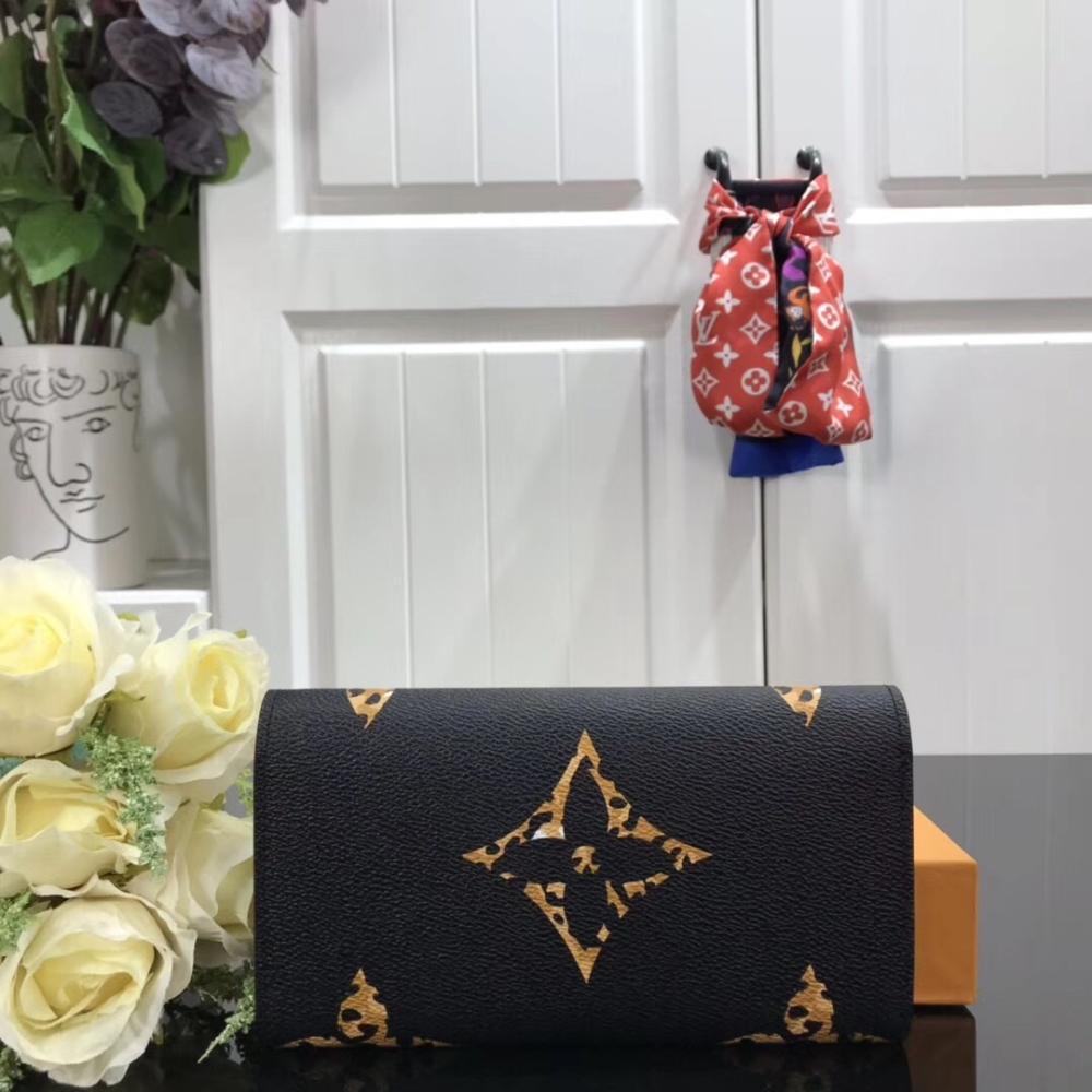 Luxury Wallet Style 704020293