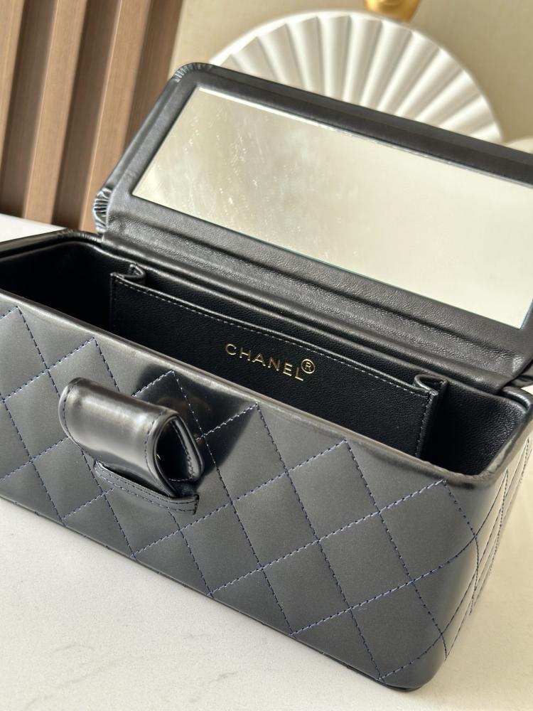 Classic Top Handle Bag Style 949512184