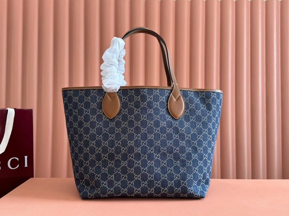 Stylish Refined Crossbody Bag 30.5x28x27cm