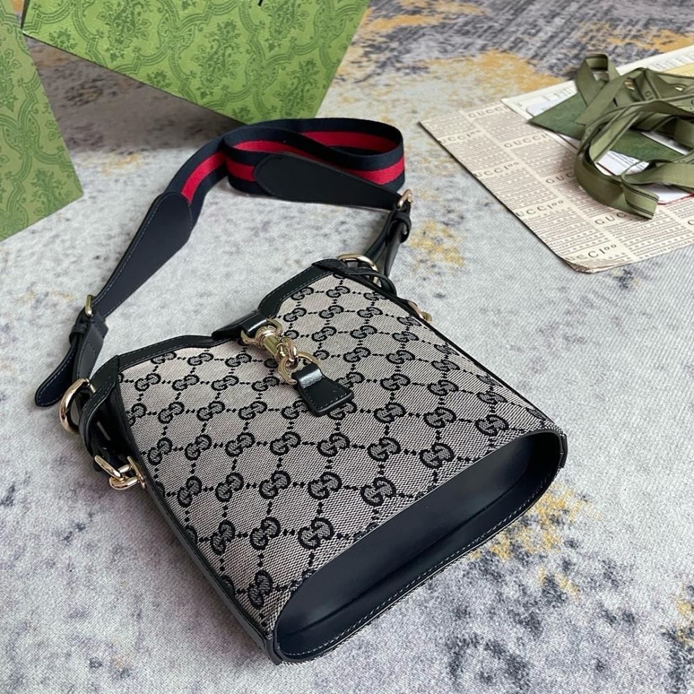 Luxury Top Handle Bag 16x19.5x5.5cm
