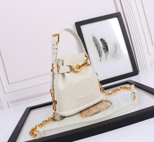 Elegant Leather Bucket Bag