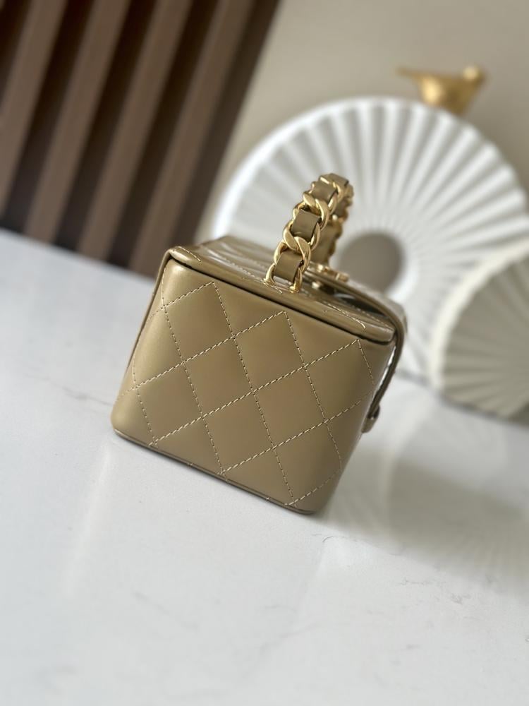 Top Handle Bag Style 615805897