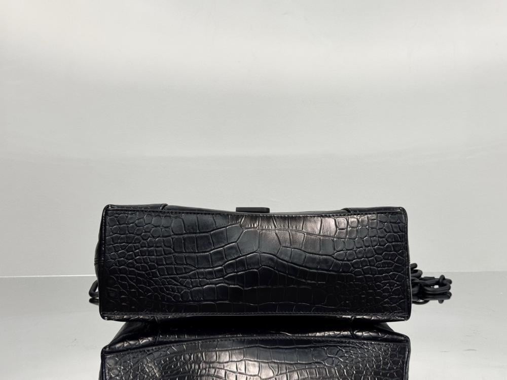 Classic Top Handle Bag Style 1131931495