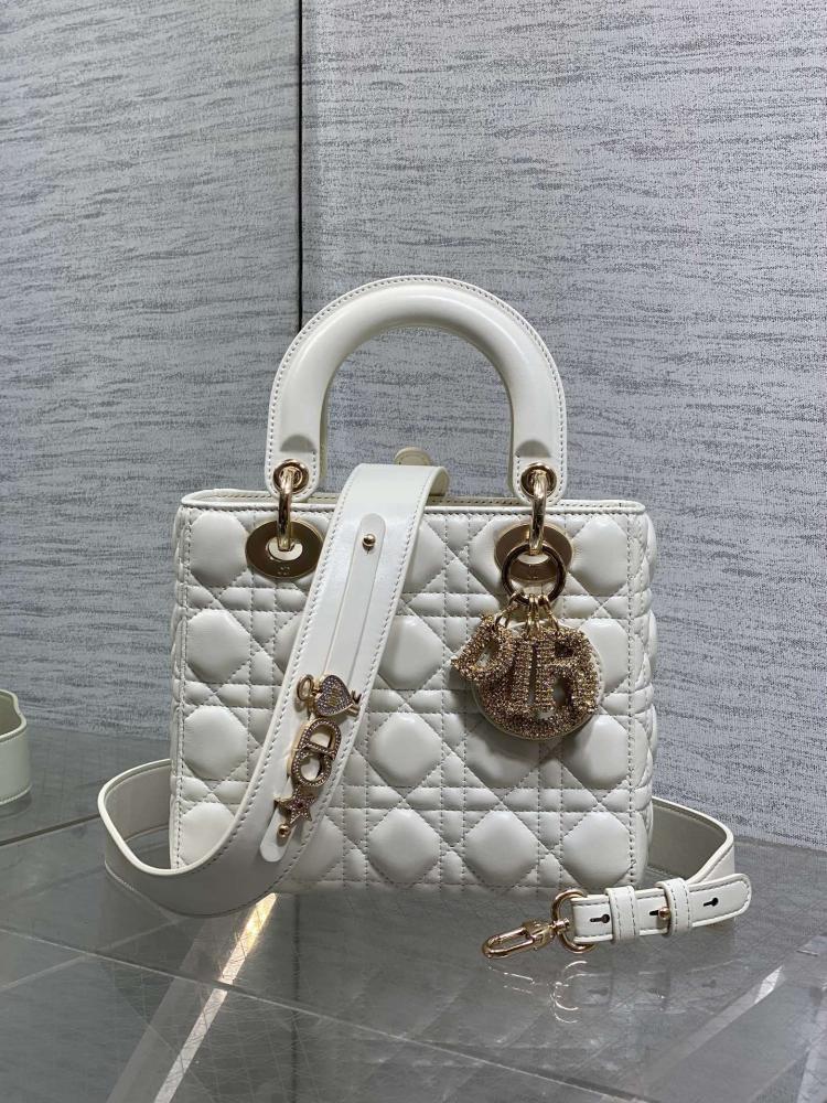 Top Handle Bag Style 114698849