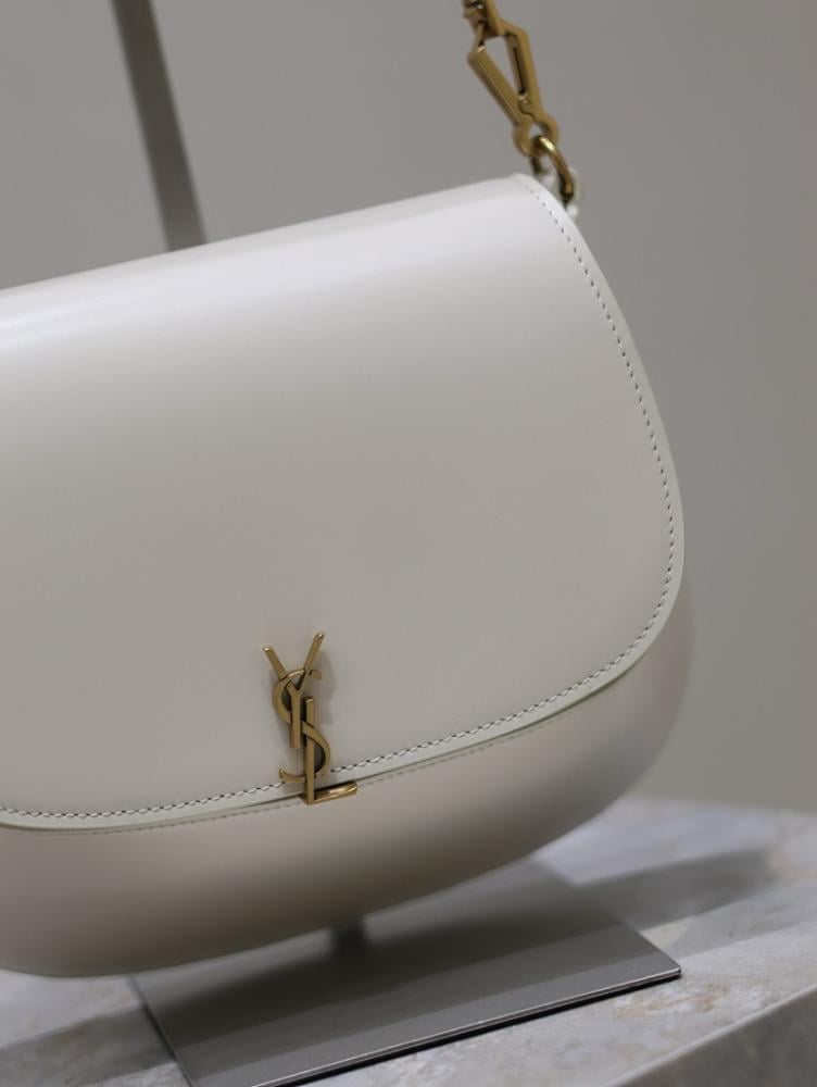 Elegant Refined Calfskin Shoulder Bag 24x20x10cm