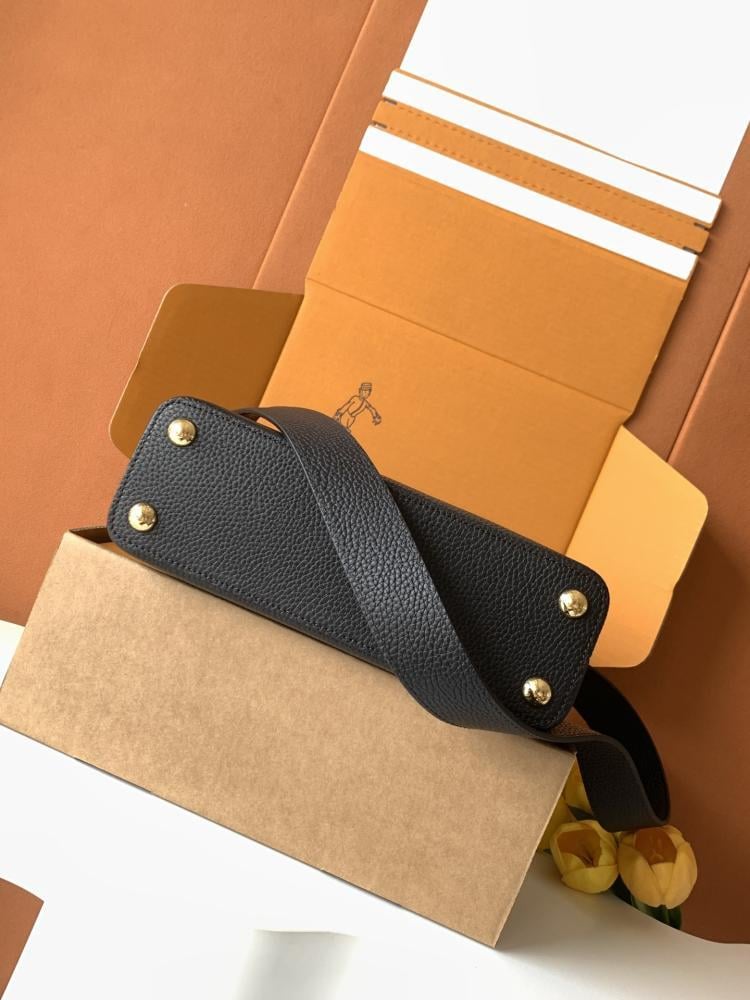 Leather Top Handle Bag Style 3110237