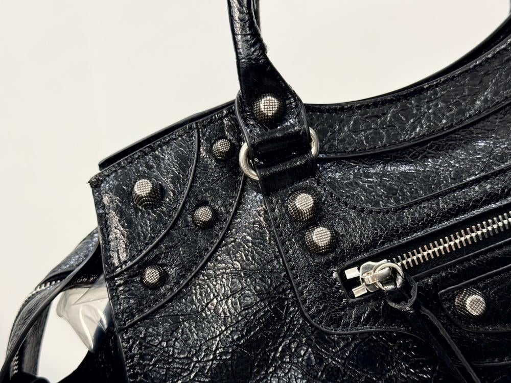 Luxury Top Handle Bag Style 1137574818