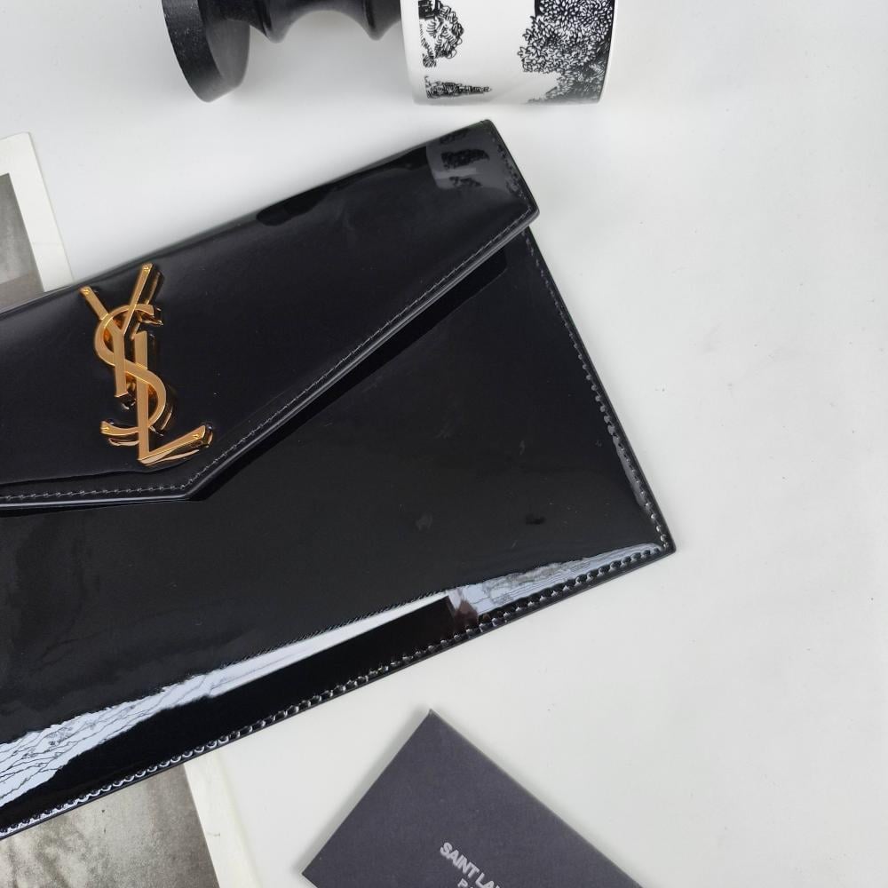 Wallet Style 424425586