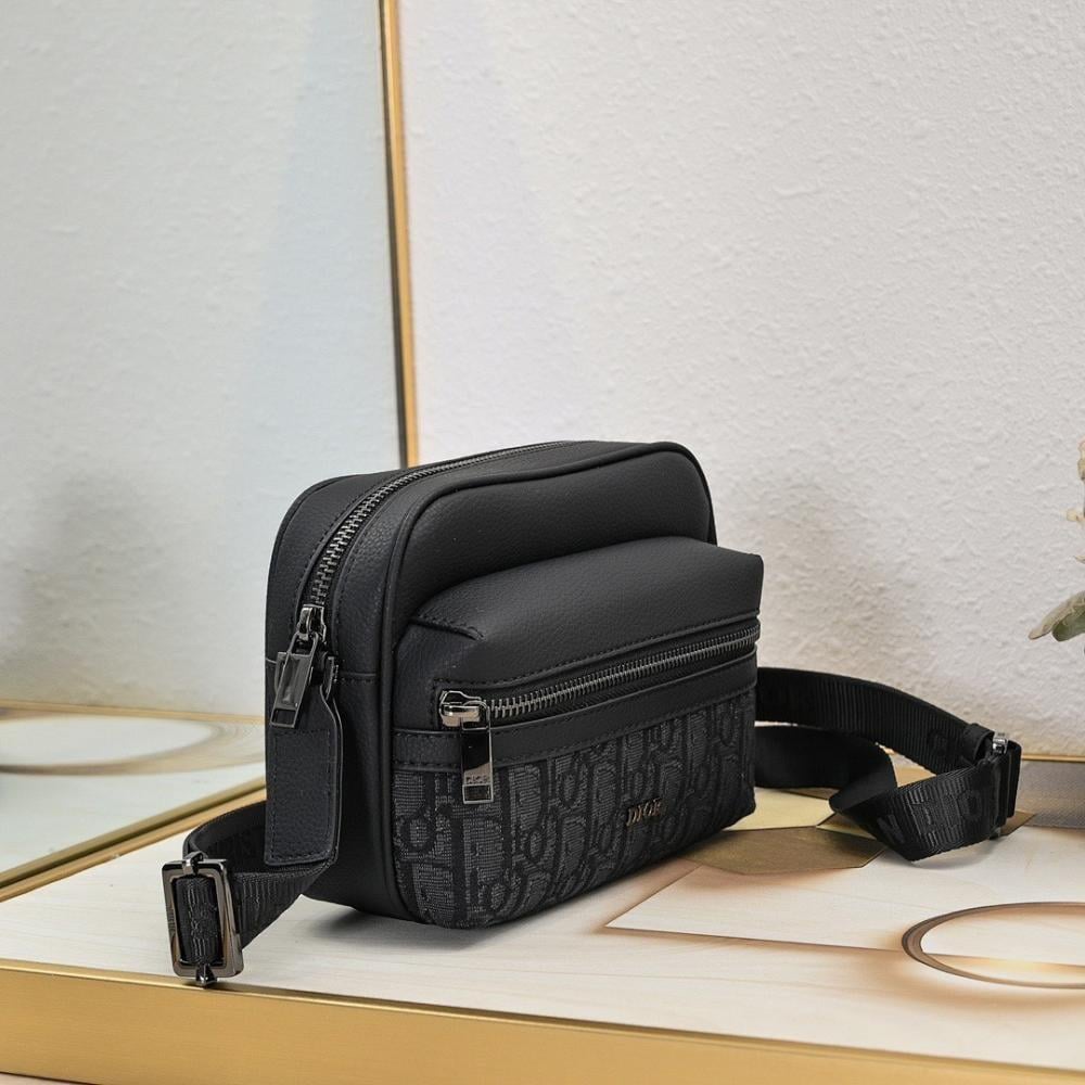 Elegant Refined Top Handle Bag 18.5x13.5x7cm