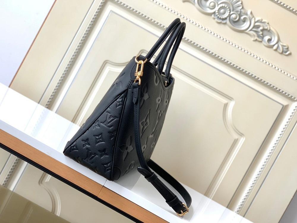Stylish Leather Bag 36x22x9cm