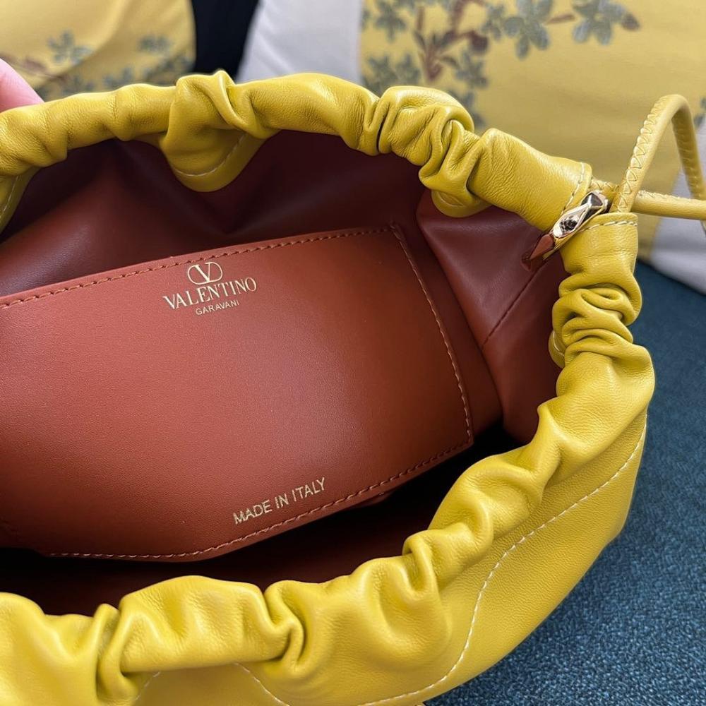 Elegant Leather Crossbody Bag 34x26x10cm