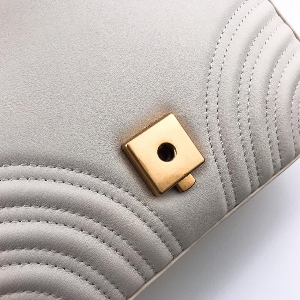 Elegant Stylish Top Handle Bag 21x15.5x8cm