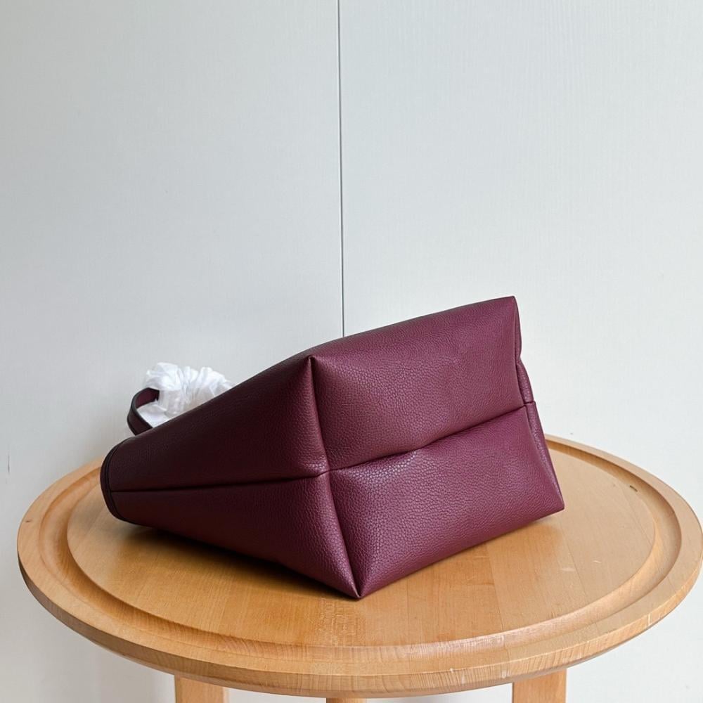 Modern Premium Bag 21x18.5x16cm