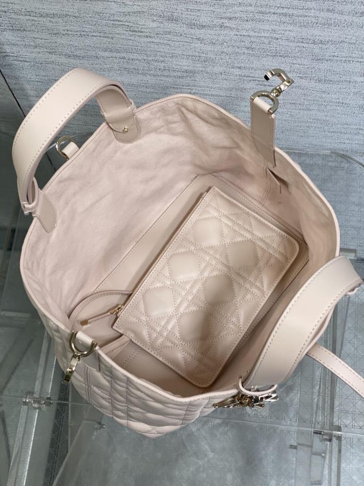Top Handle Bag Style 969480530